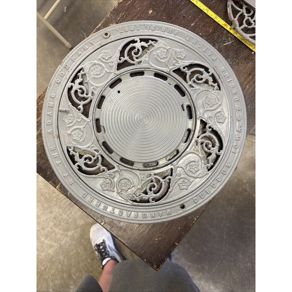 ANTIQUE FLOOR GRATE,HEATING VENT MFG.ADAMS CO.DUBUQUE IOWA DESIGN PATENT 1897
